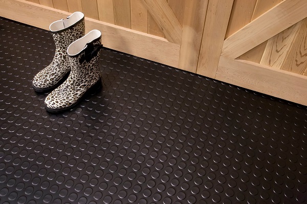 The Top Applications of Interlocking Floor Tiles in Different Industries