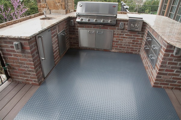 rubber-floor-for-braai