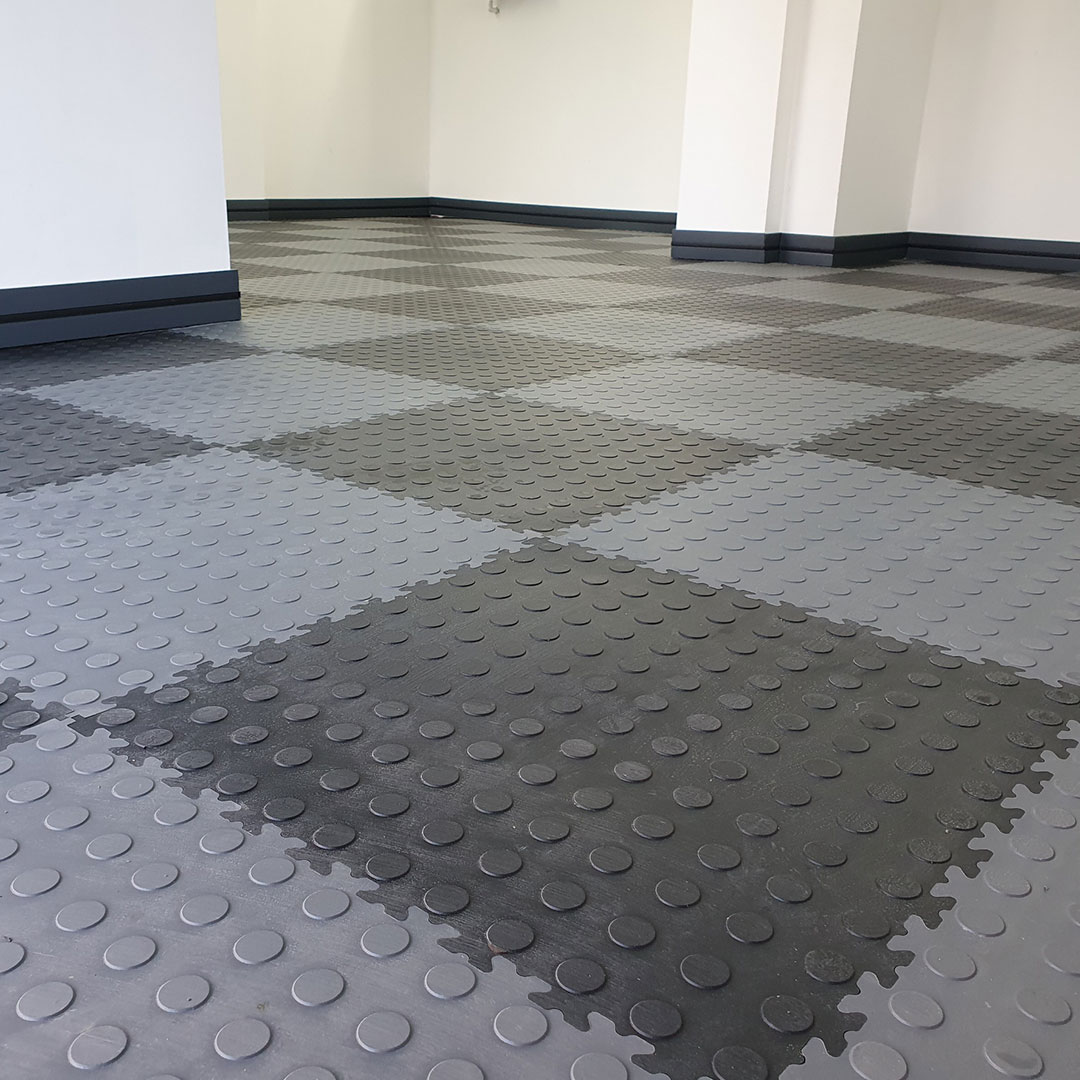 The Truth: The Surprising Pros and Cons of Rubber Flooring