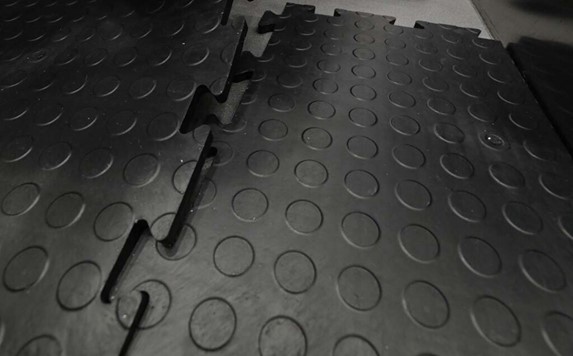 RUBBER-FLOORING-TILES